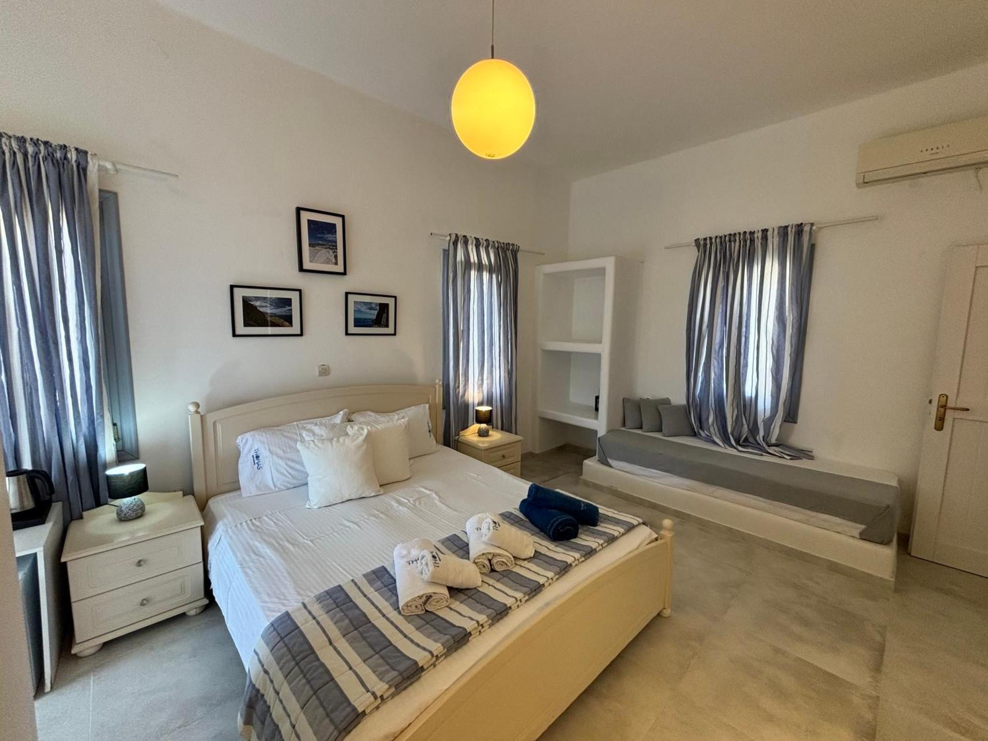 Thomas Apartments Katapola - Chora Экстерьер фото